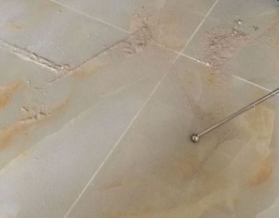 鄄城瓷砖空鼓维修公司分享粘合剂选择不当在瓷砖铺贴过程中可能导致以下问题